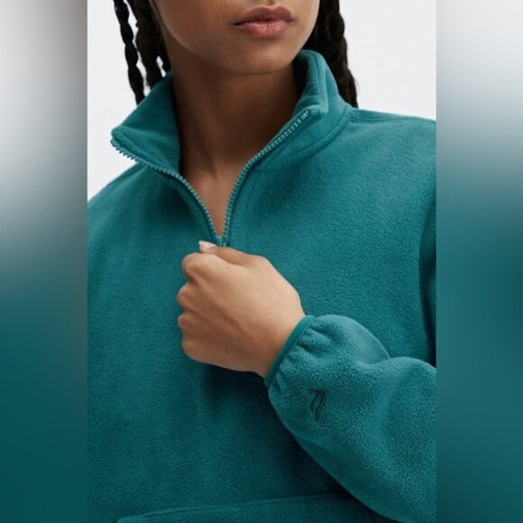 Fabletics XS Crop Sweaters Sweatshirts Cozy Winter Green Pocket Oversized Lounge - Picture 3 of 15